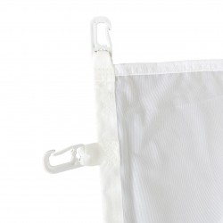 Flaggor med vita karabiner