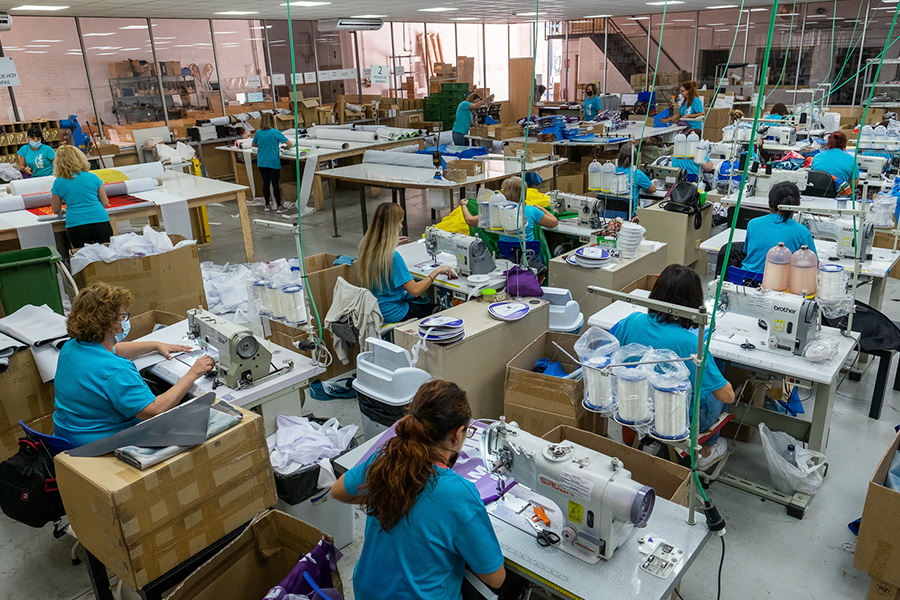 Trabajadores Fábrica Banderas Ádivin